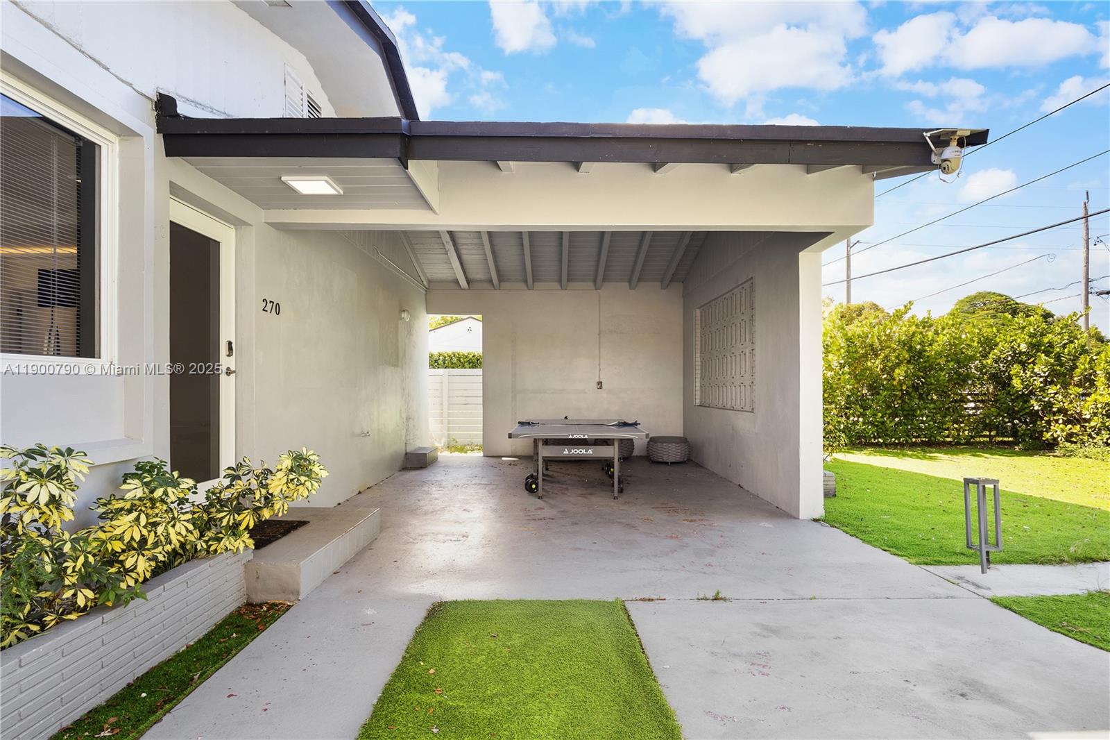 BUENA VISTA HEIGHTS EXTEN - Residential Lease