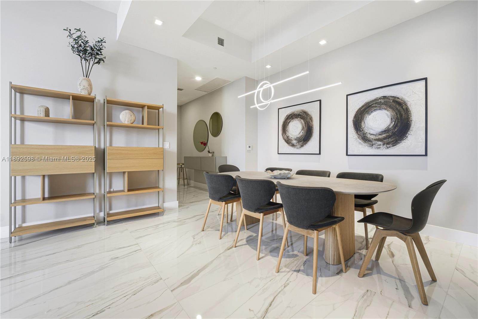 TDR TOWER I CONDO - Residential