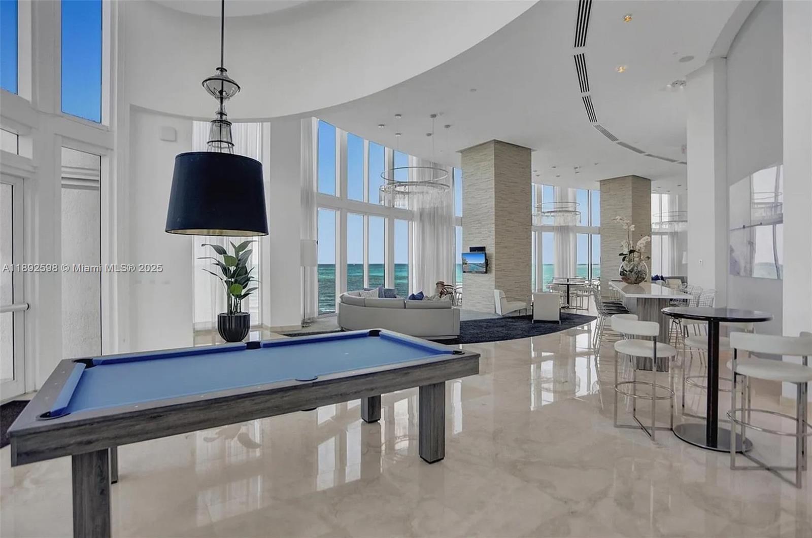 TDR TOWER I CONDO - Residential