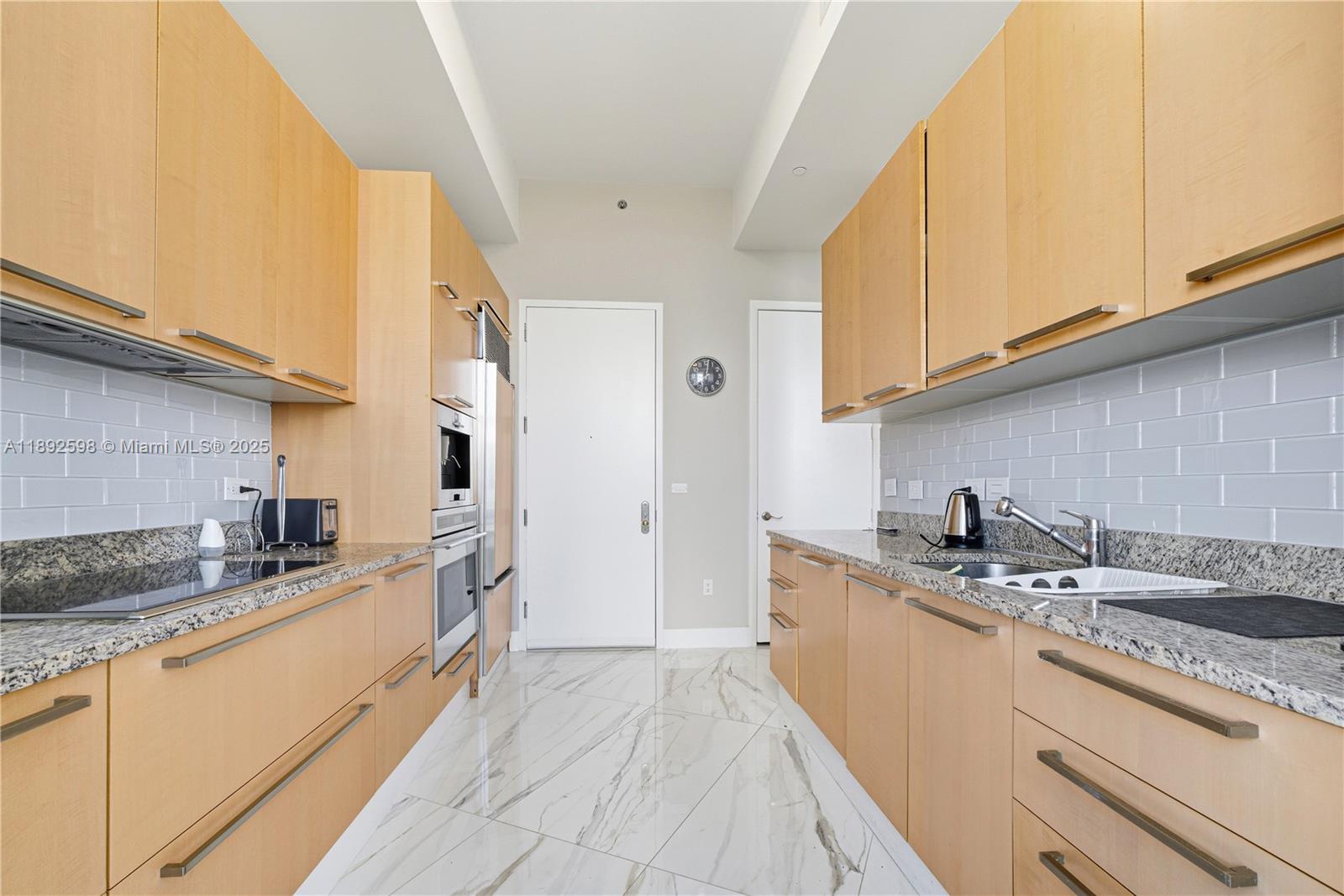 TDR TOWER I CONDO - Residential