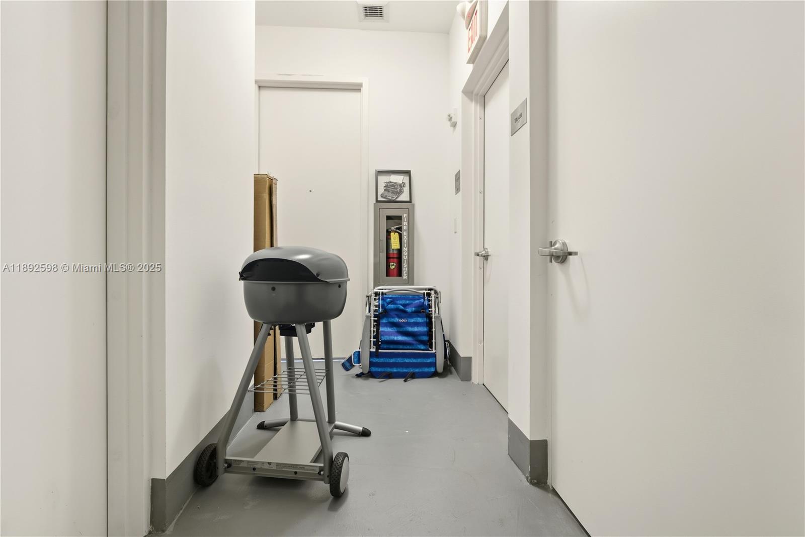 TDR TOWER I CONDO - Residential