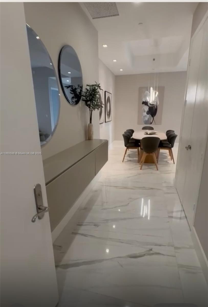 TDR TOWER I CONDO - Residential