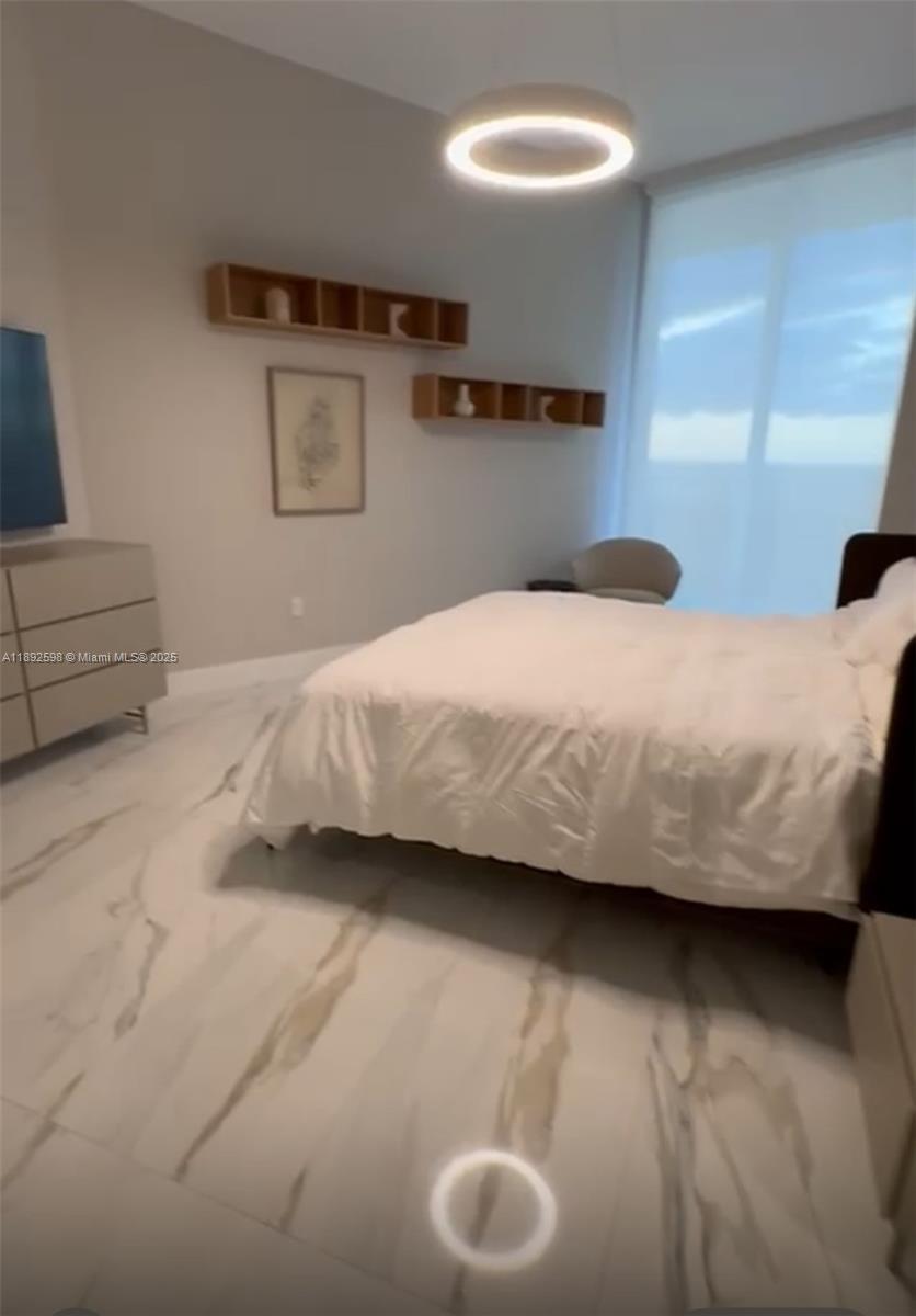TDR TOWER I CONDO - Residential