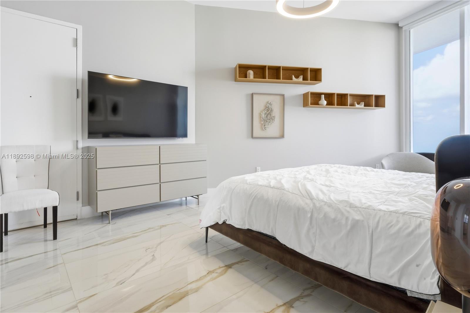 TDR TOWER I CONDO - Residential