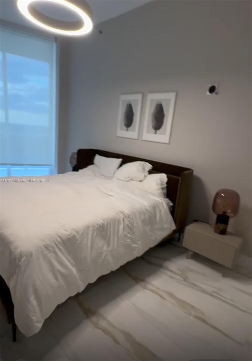 TDR TOWER I CONDO - Residential
