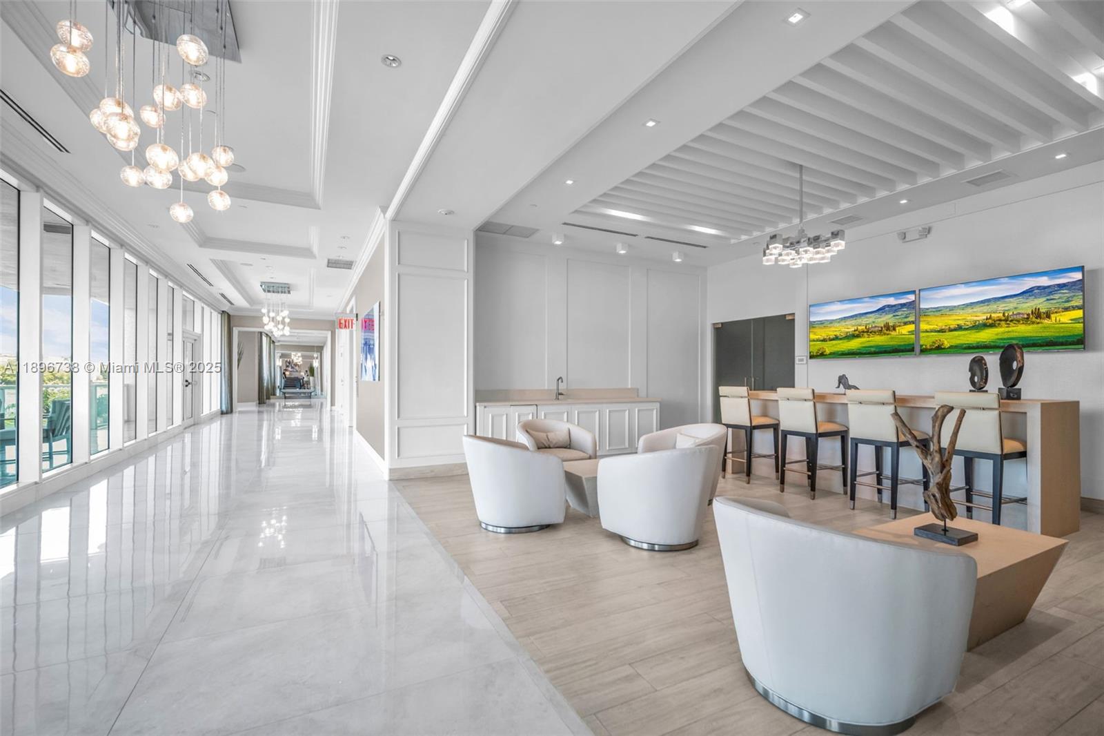 THE PENINSULA CONDO - Residential