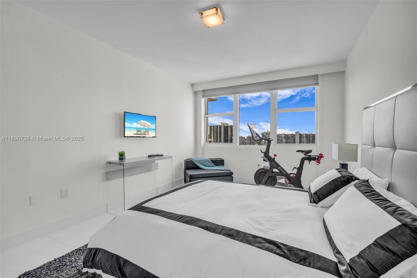 THE PENINSULA CONDO - Residential