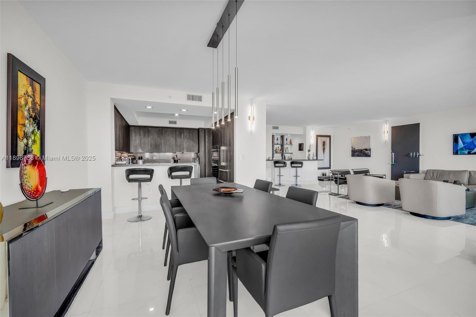 THE PENINSULA CONDO - Residential