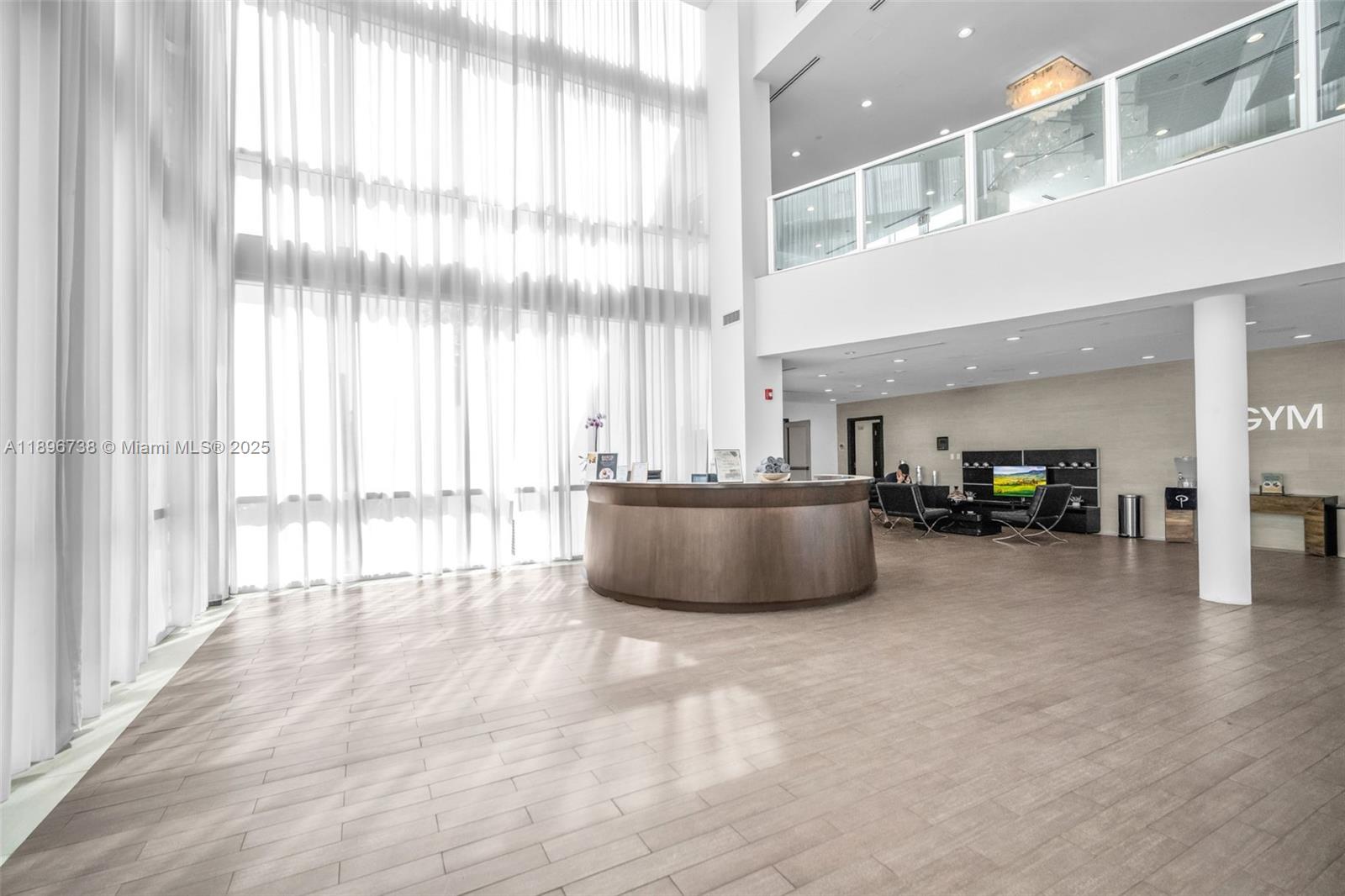 THE PENINSULA CONDO - Residential