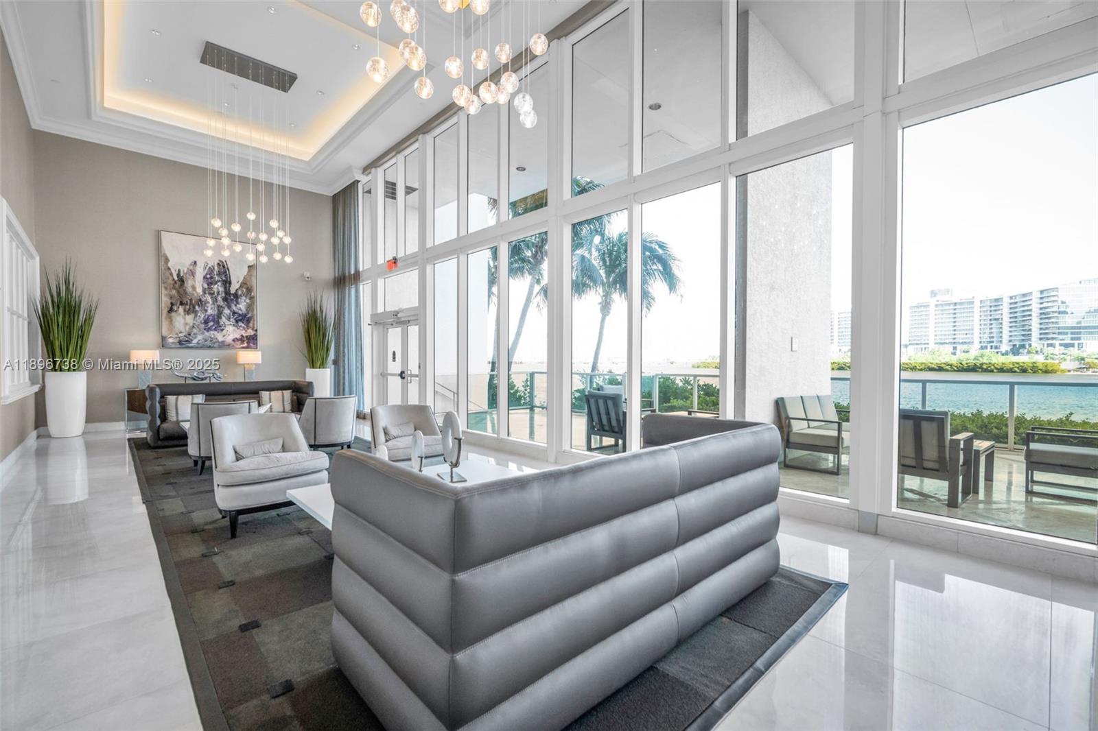 THE PENINSULA CONDO - Residential