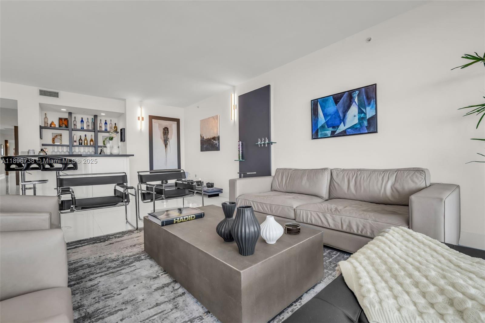 THE PENINSULA CONDO - Residential