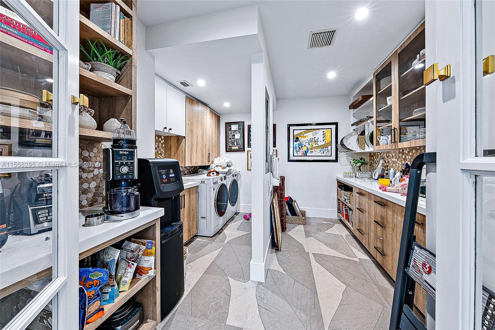 Admirals Cove - Residential