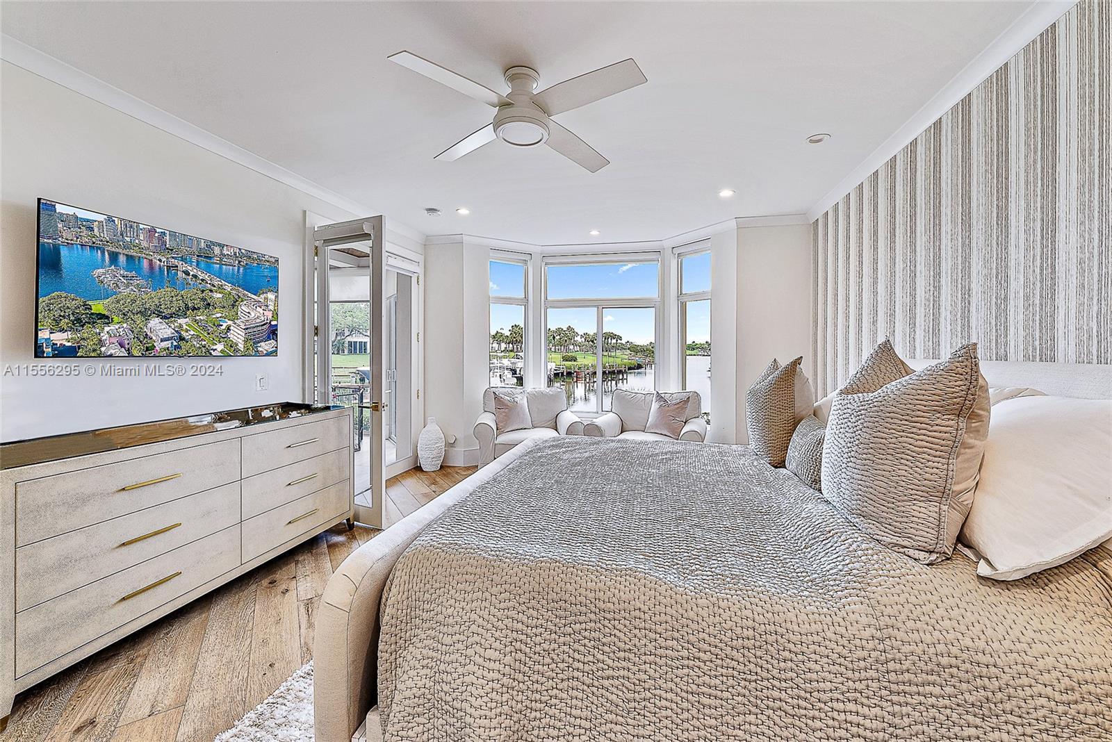 Admirals Cove - Residential