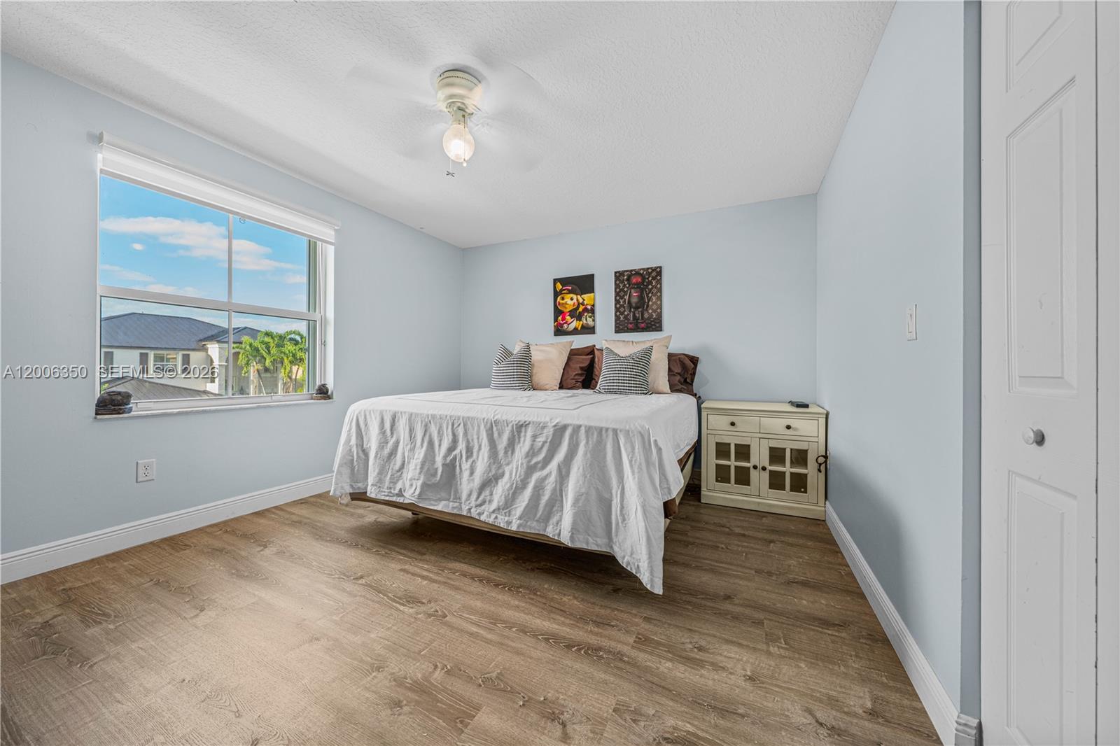 SESSA EIGHT - Residential