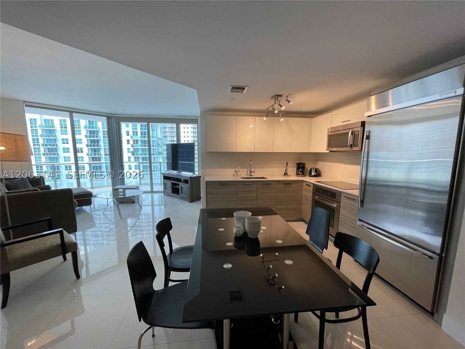 1300 Brickell Bay Dr 2010