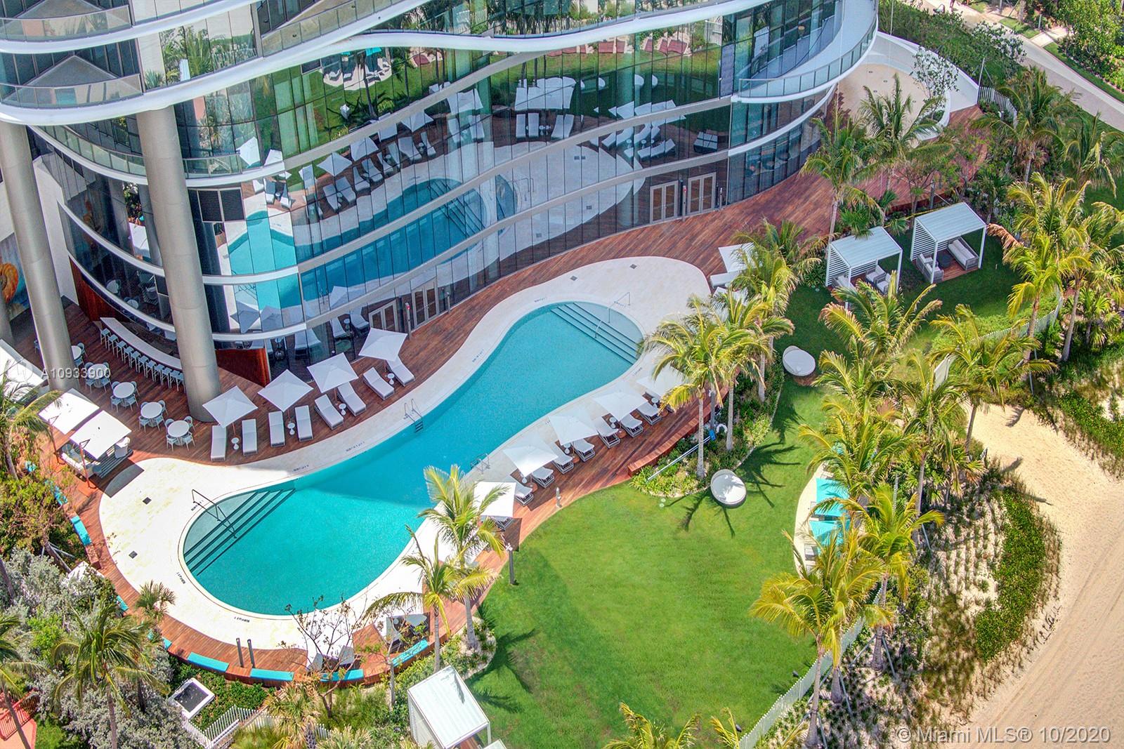 Ritz Carlton Residence - Residential