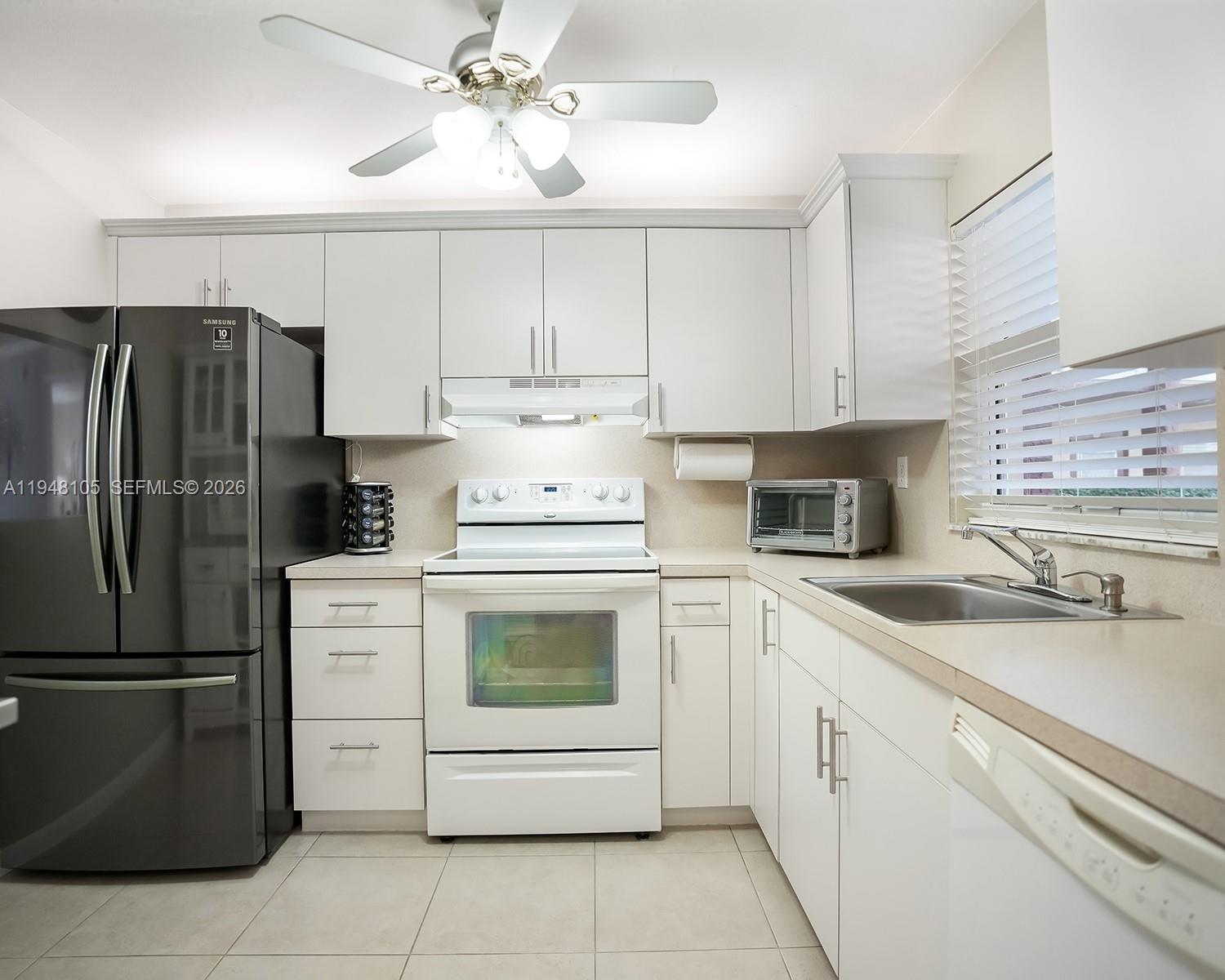 SUNRISE LAKES 91 CONDO - Residential