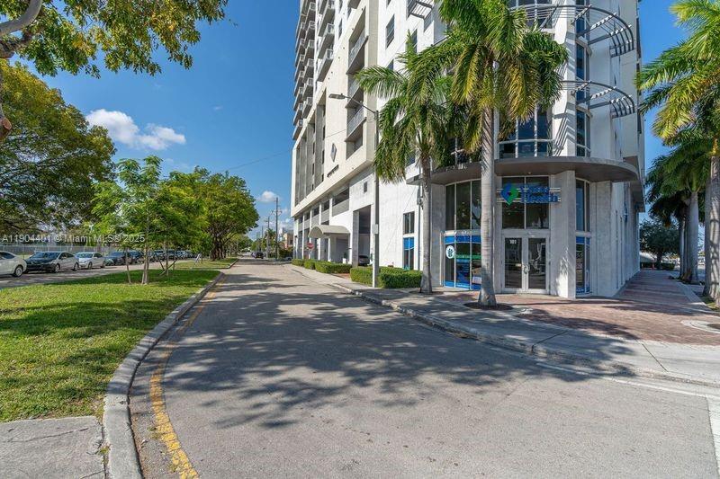 ALTOS DE MIAMI CONDO - Residential