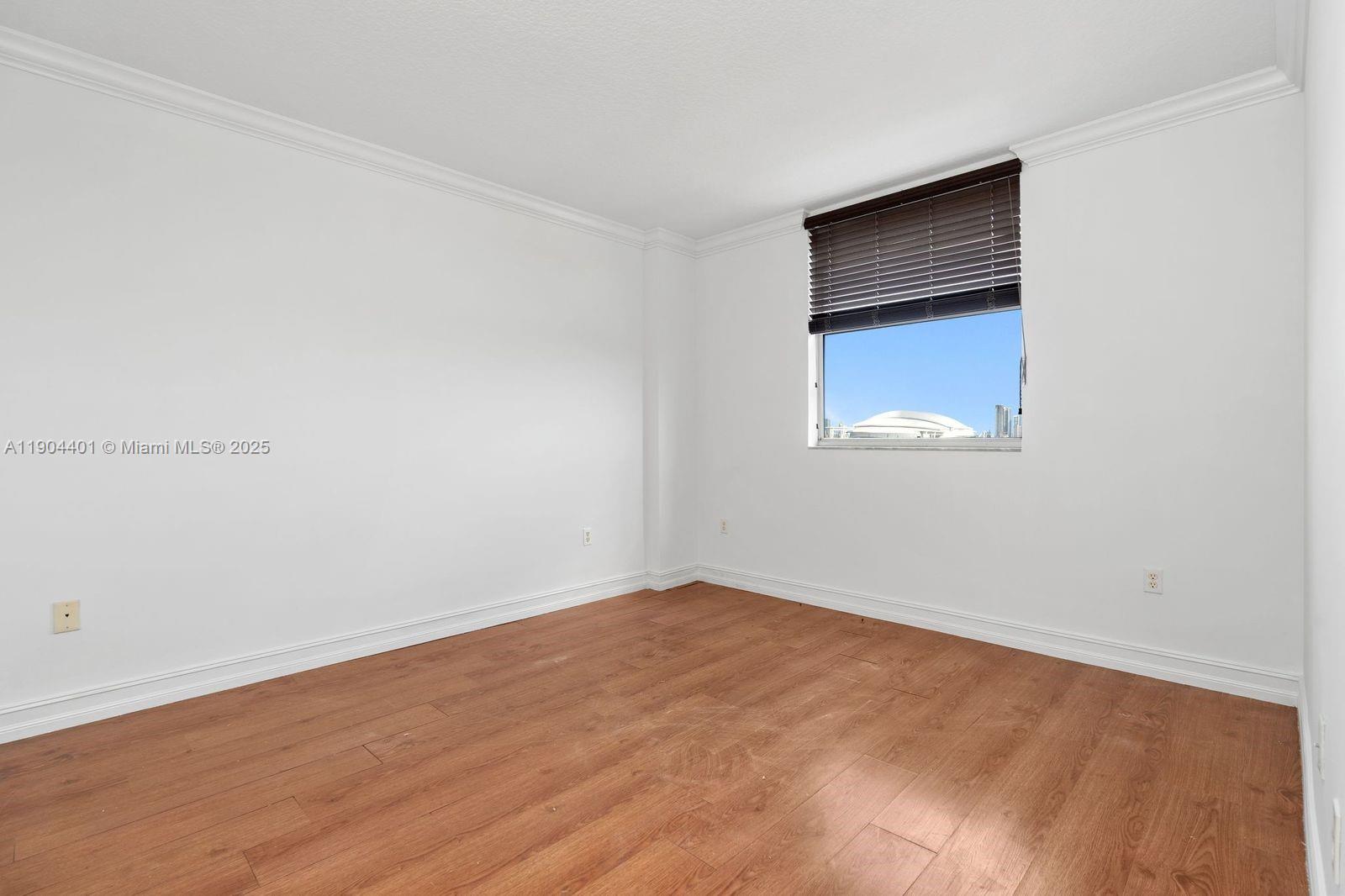 ALTOS DE MIAMI CONDO - Residential