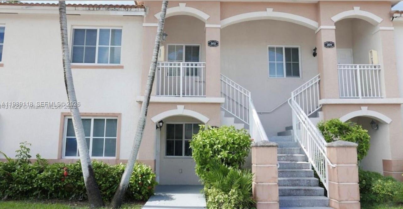 VENETIA GARDENS CONDO - Residential Lease