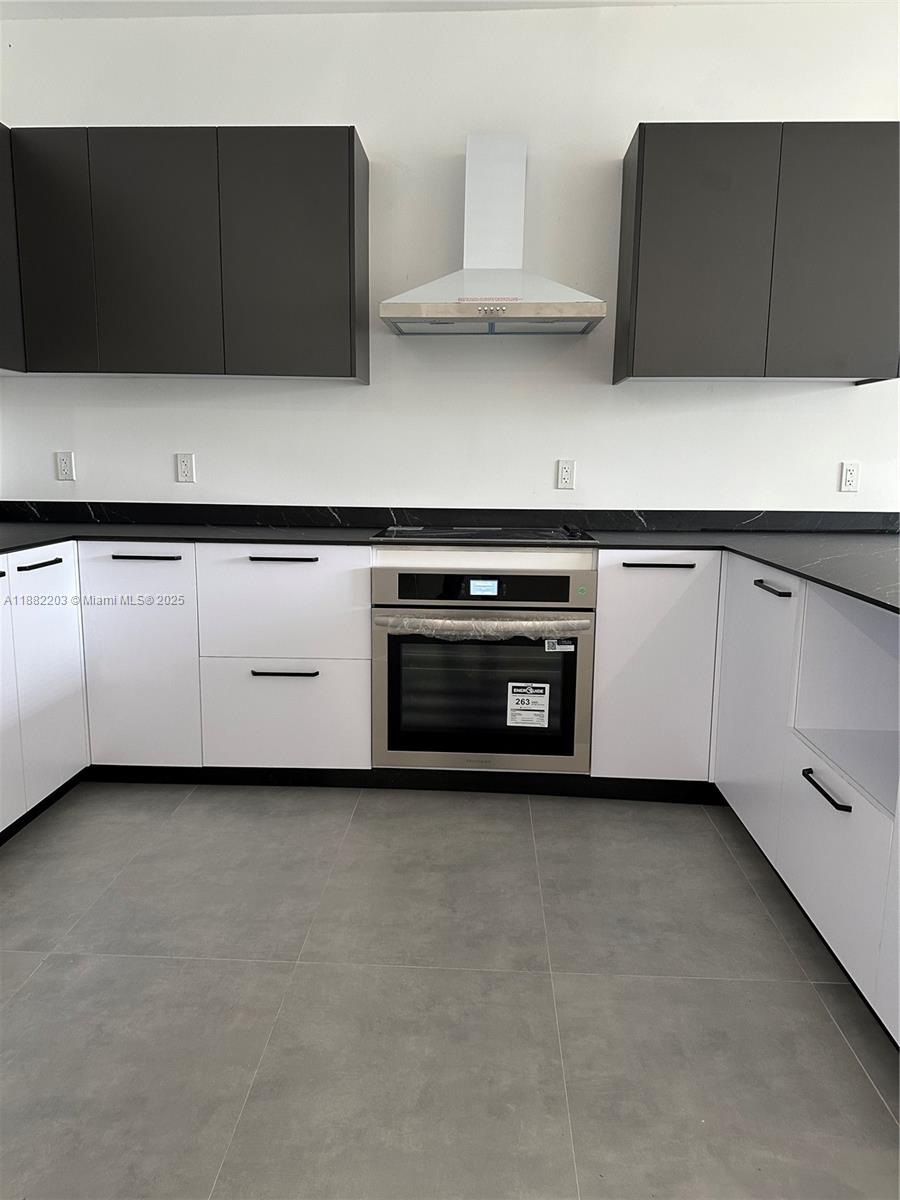 TENNYSON HEIGHTS - Residential