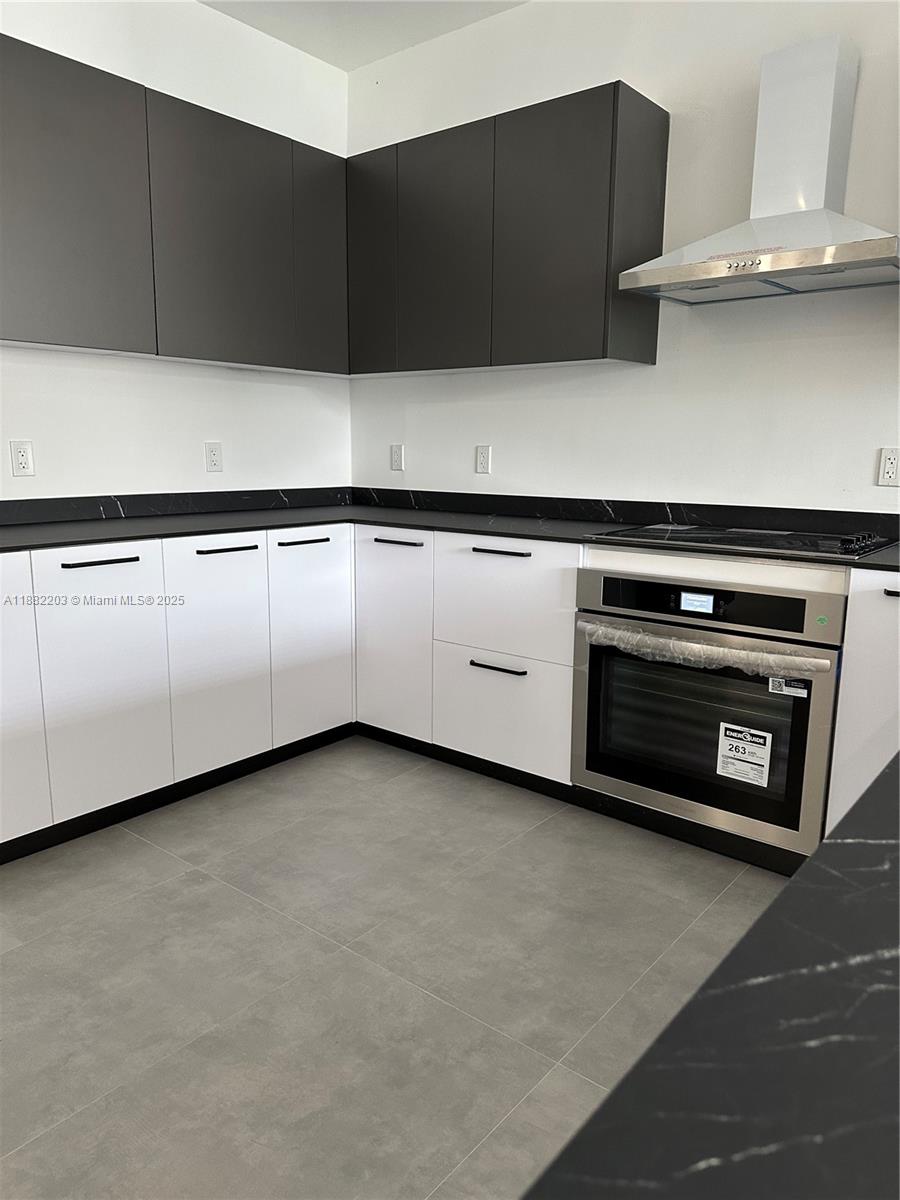 TENNYSON HEIGHTS - Residential