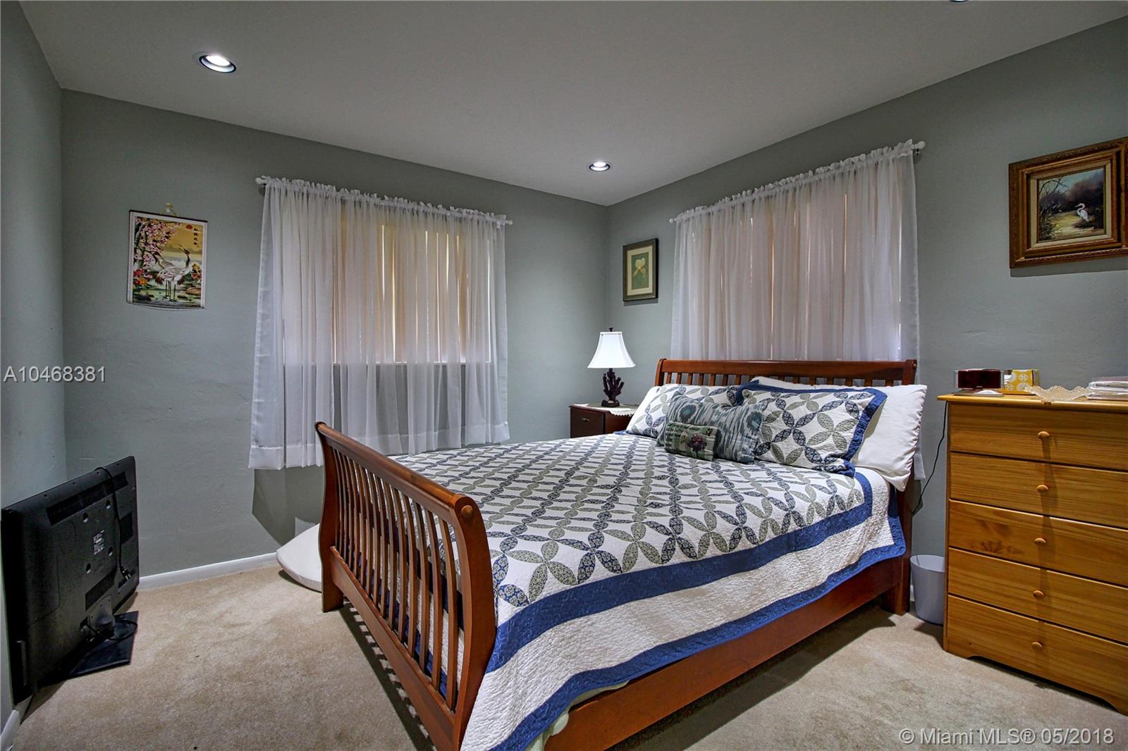 MELODY MANOR - Residential