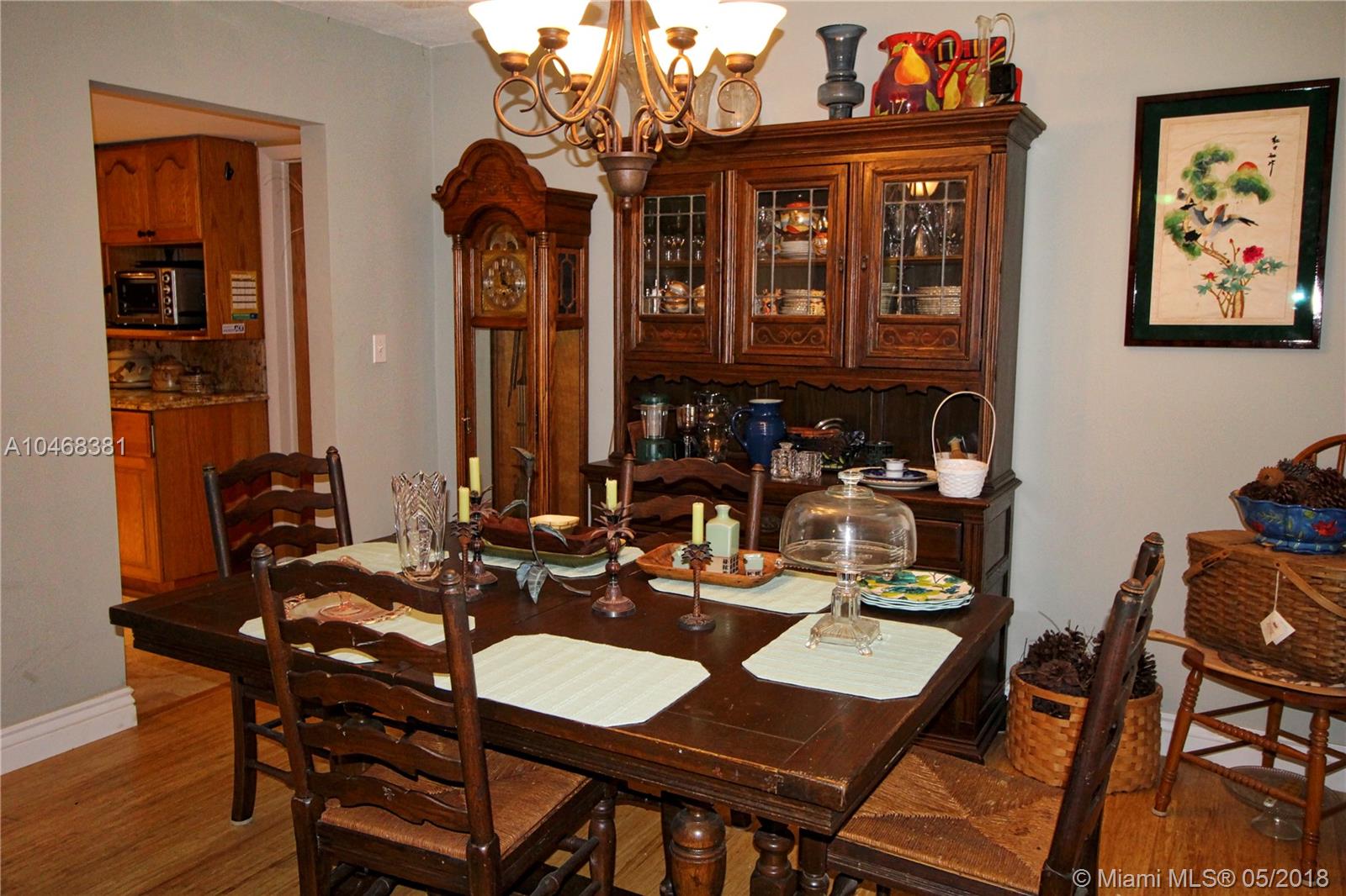 MELODY MANOR - Residential