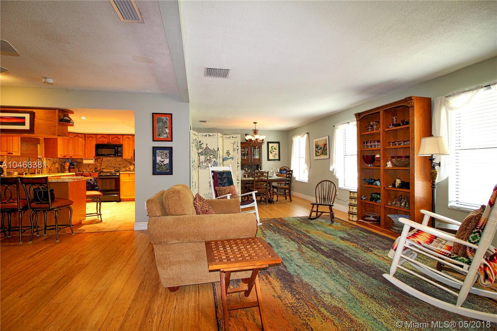 MELODY MANOR - Residential