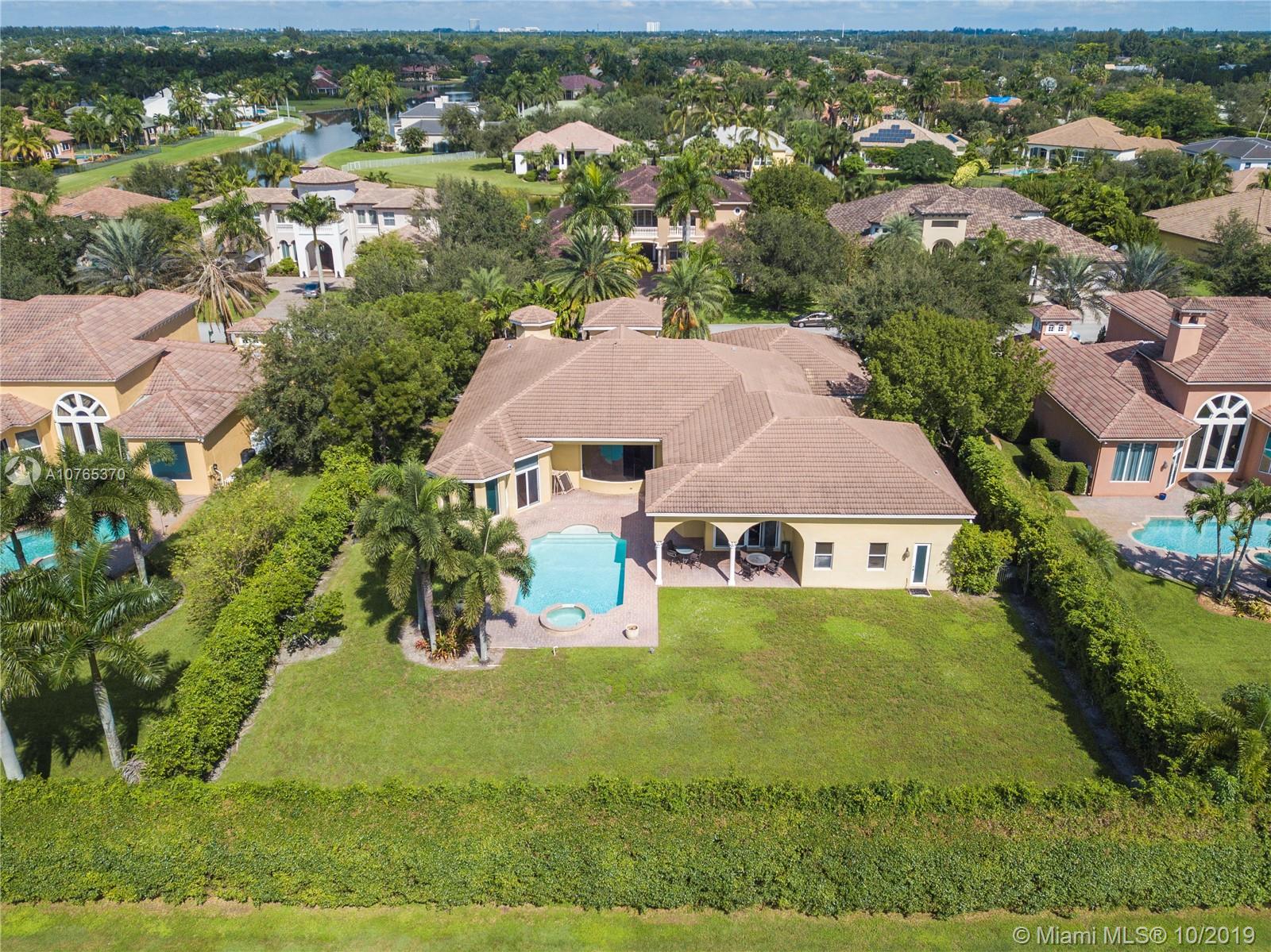 STONEBROOK ESTATES - Residential