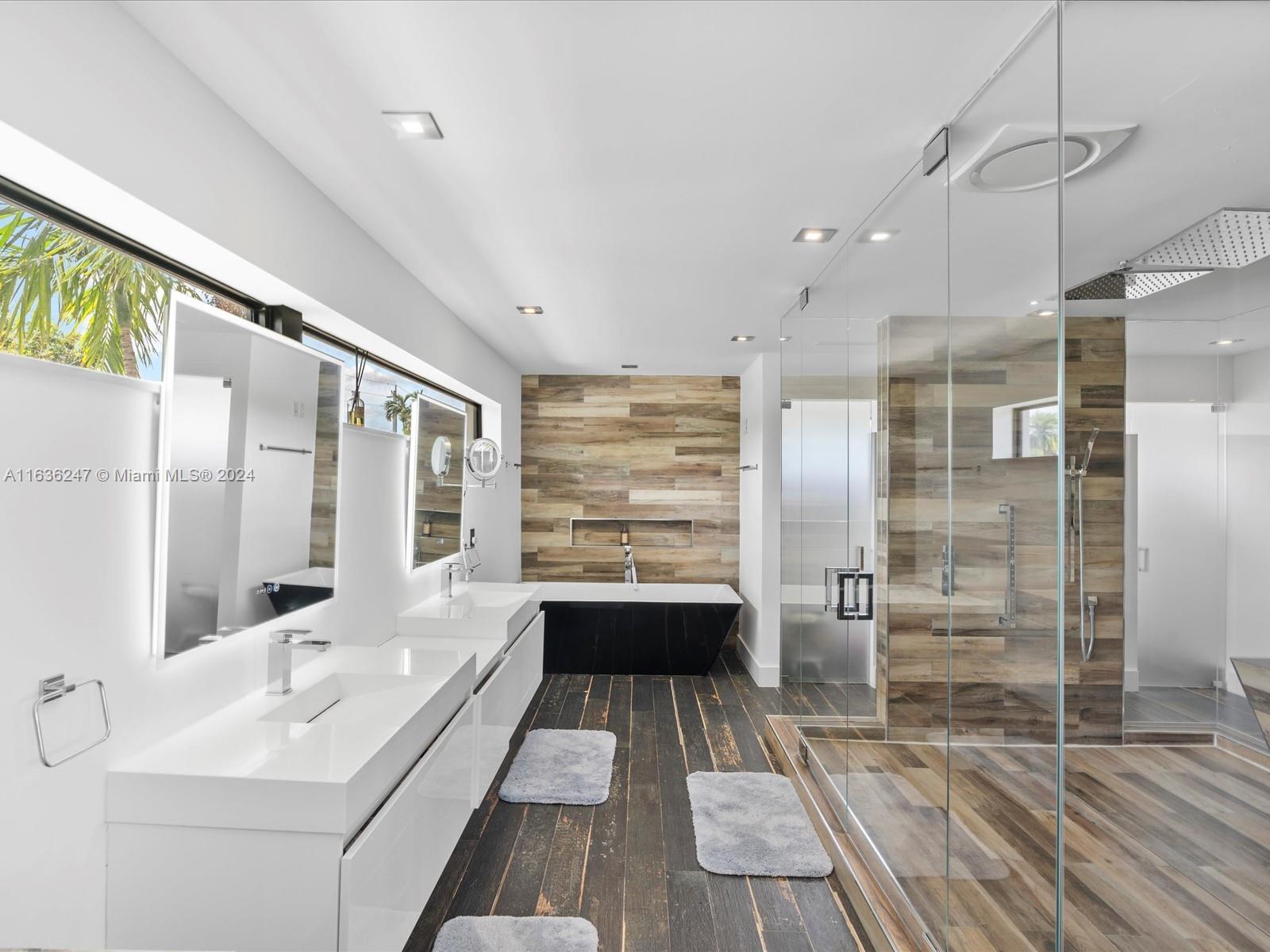 DIPLOMAT GOLF ESTATES ADD - Residential