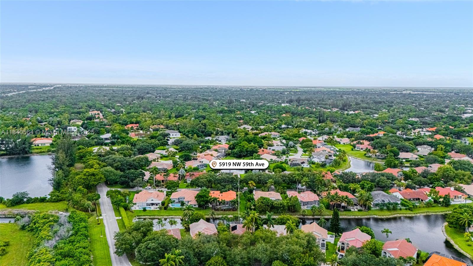 COUNTRY'S POINT - Residential