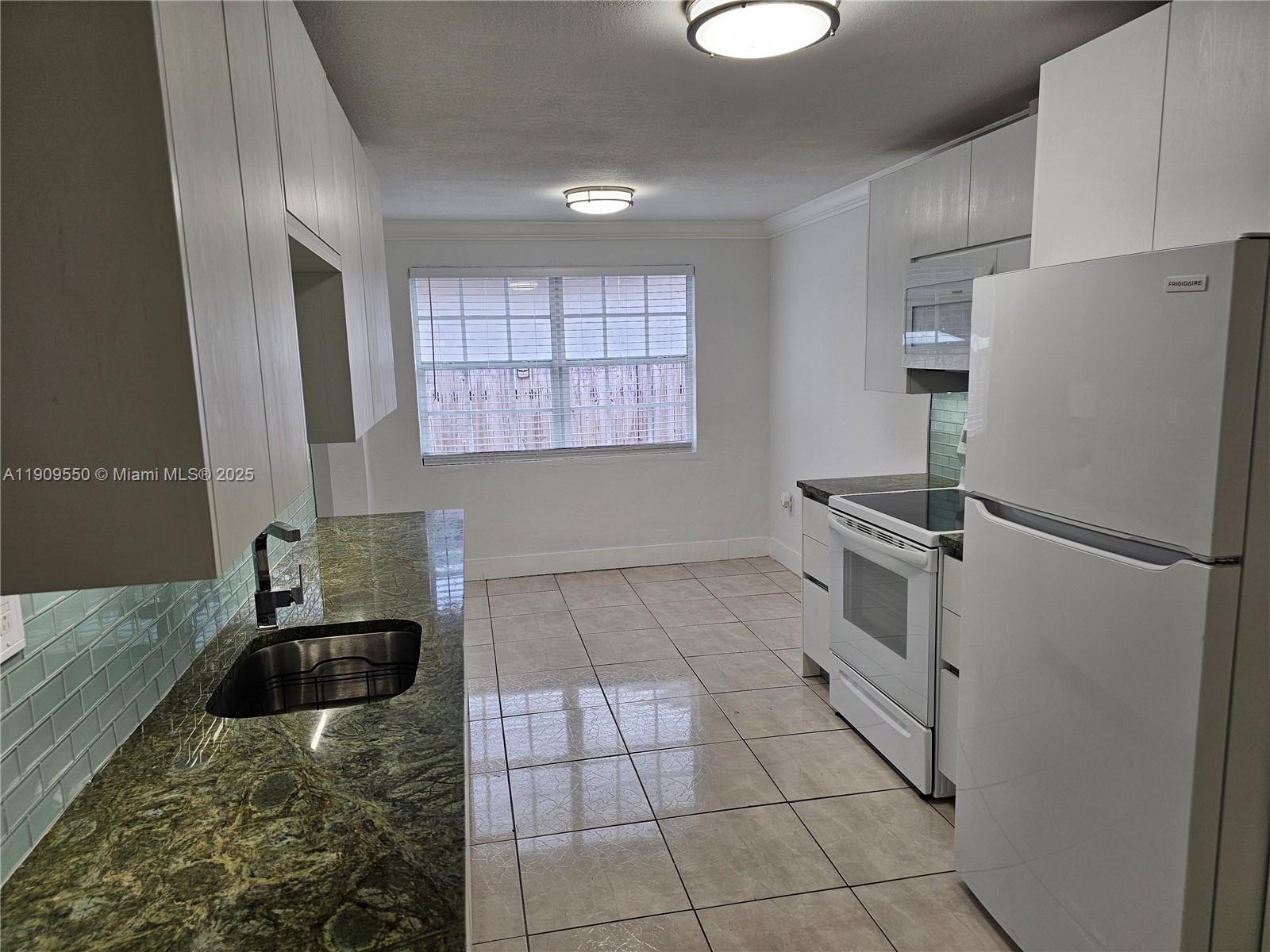 FAIRLAWN SEC A - Residential Lease