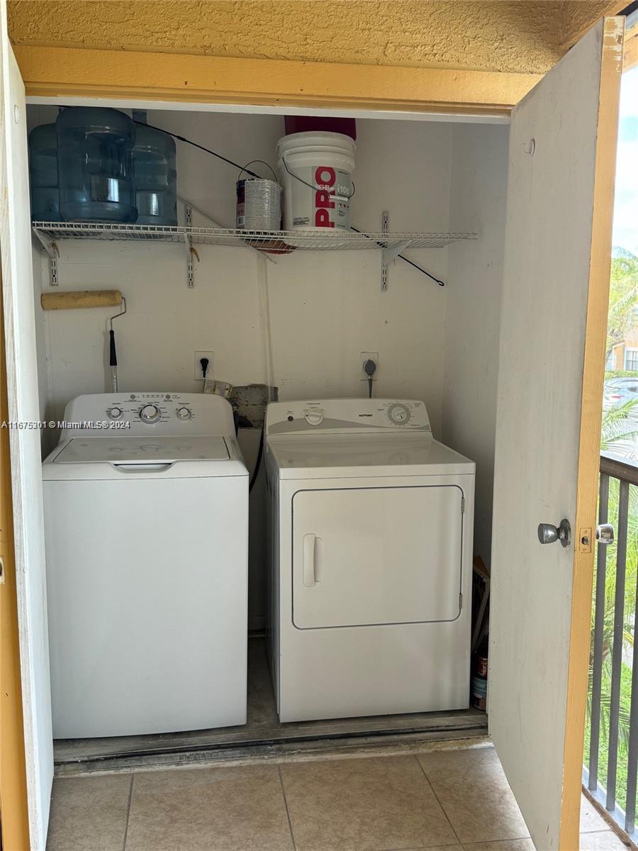 BISCAYNE BEACH CLUB CONDO - Residential Lease