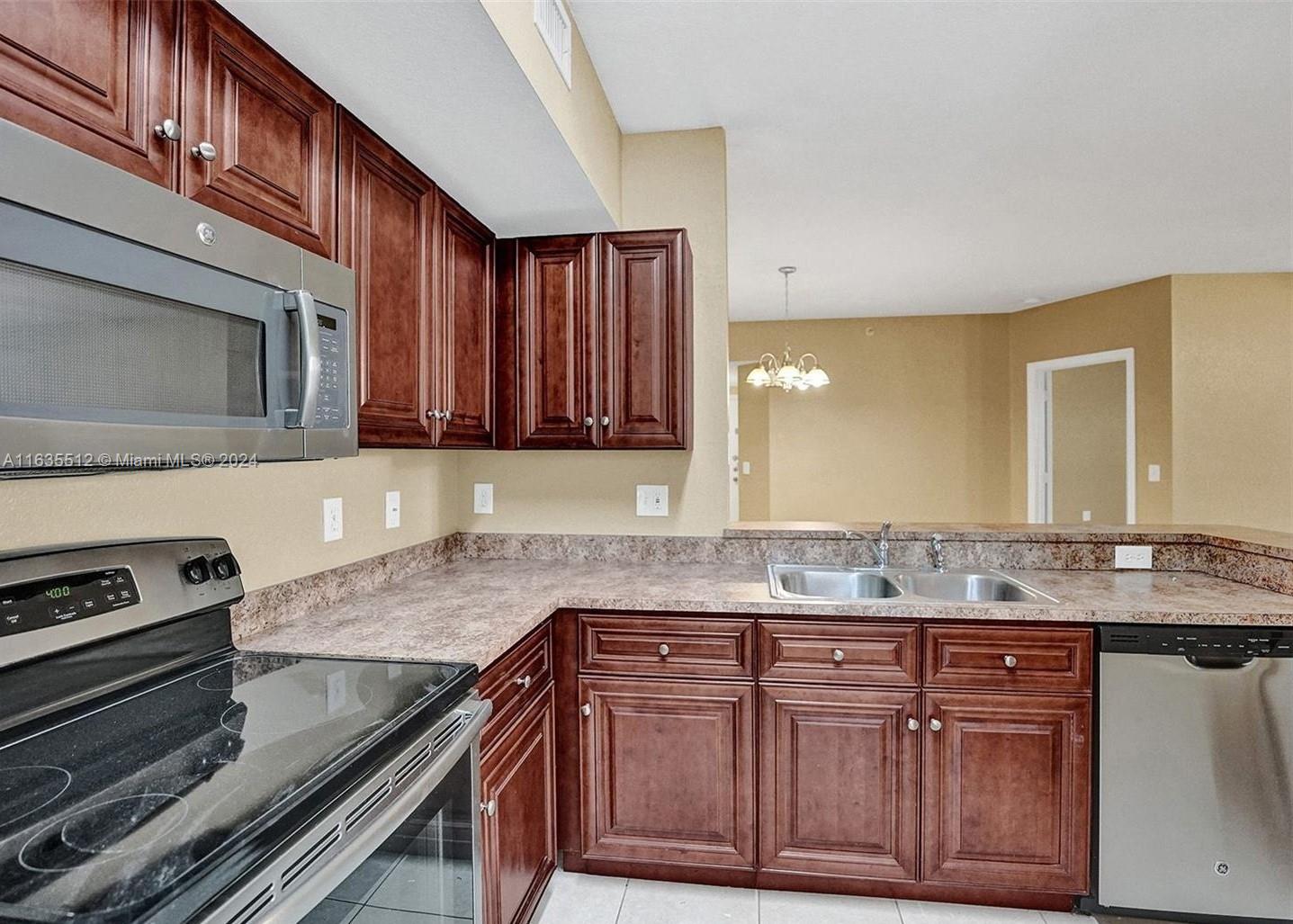 AVENTINE AT MIRAMAR CONDO - Residential Lease