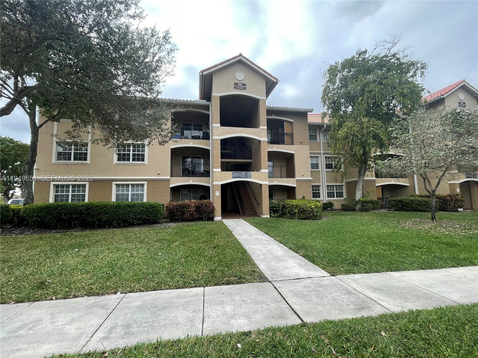 MARQUESA CONDO - Residential Lease