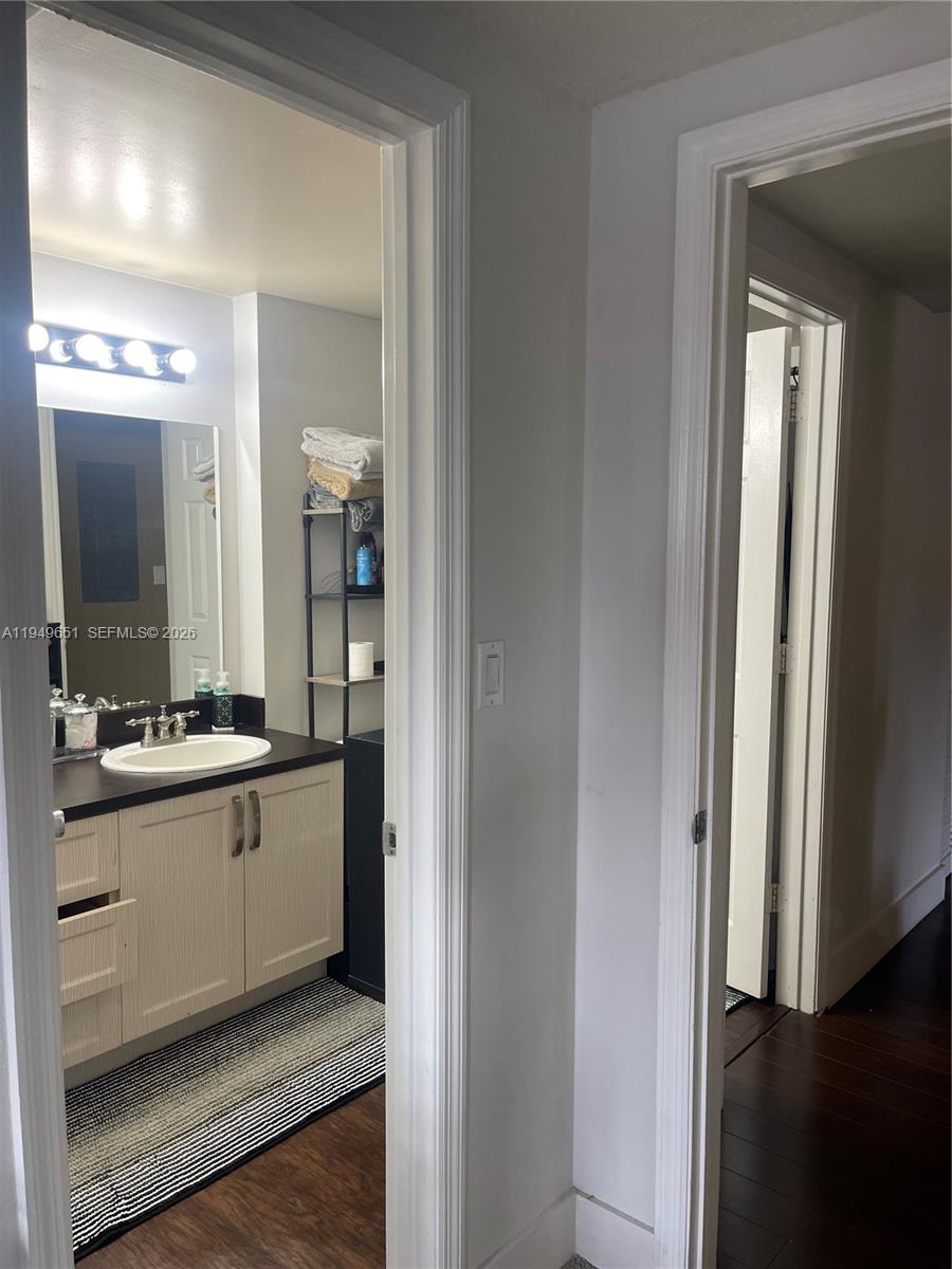 MARQUESA CONDO - Residential Lease