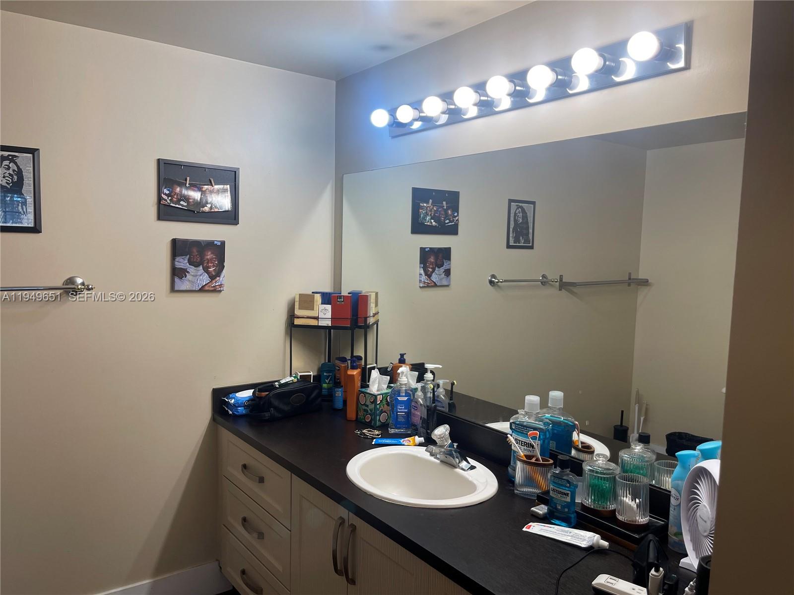 MARQUESA CONDO - Residential Lease