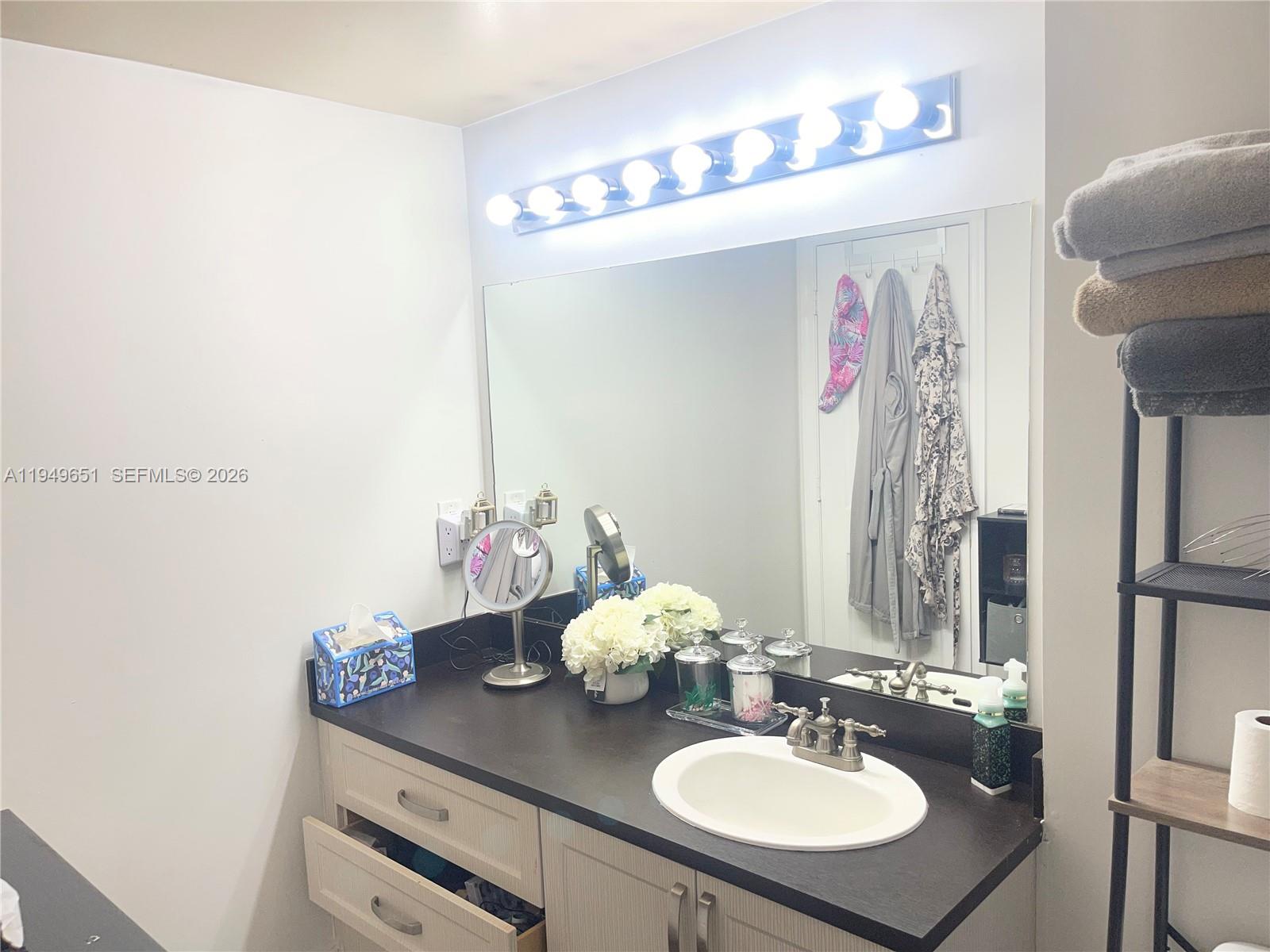 MARQUESA CONDO - Residential Lease