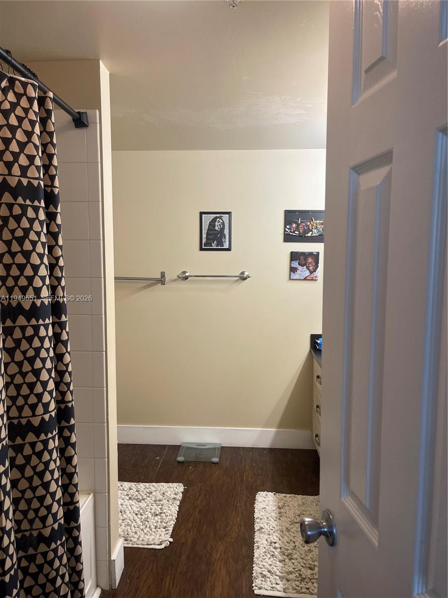 MARQUESA CONDO - Residential Lease