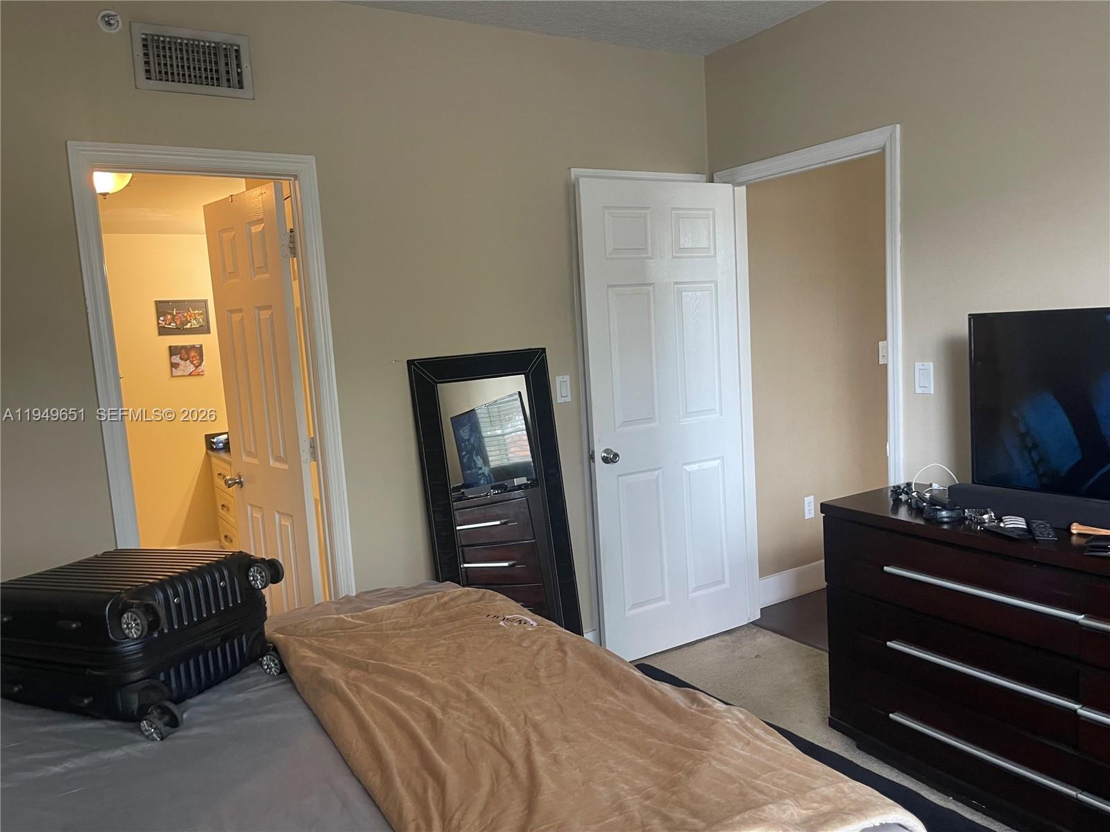 MARQUESA CONDO - Residential Lease