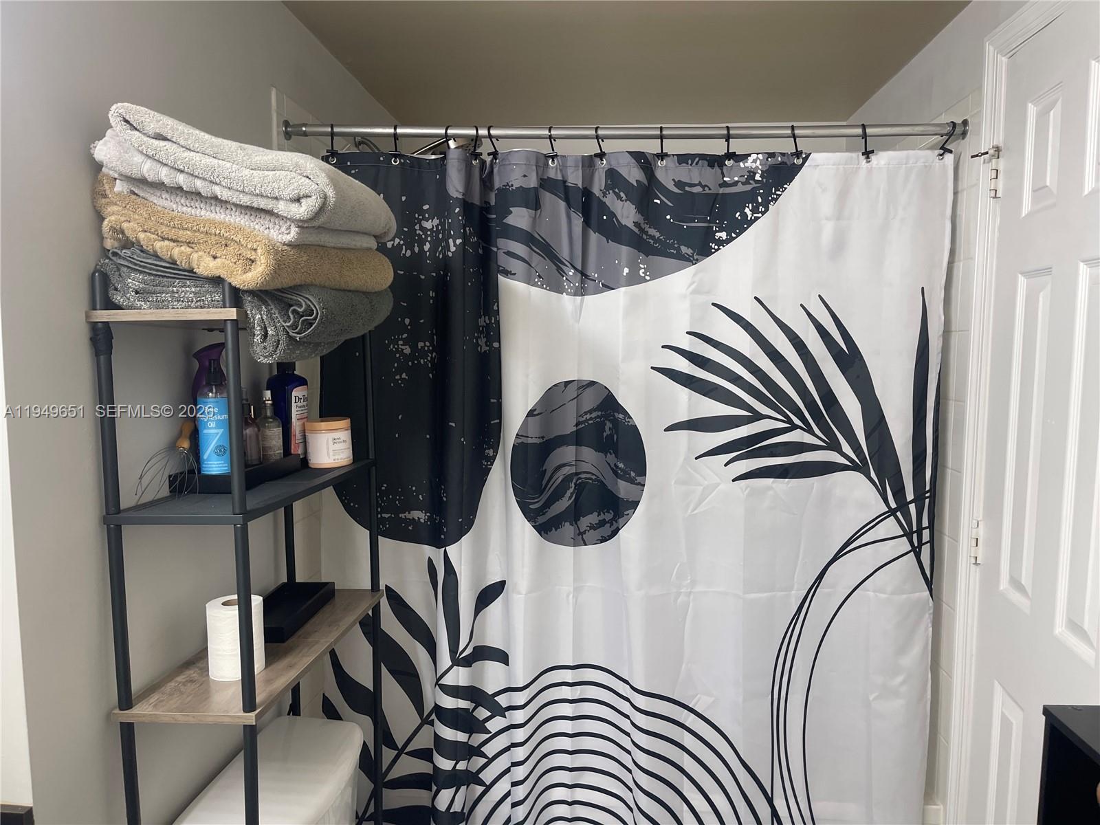 MARQUESA CONDO - Residential Lease