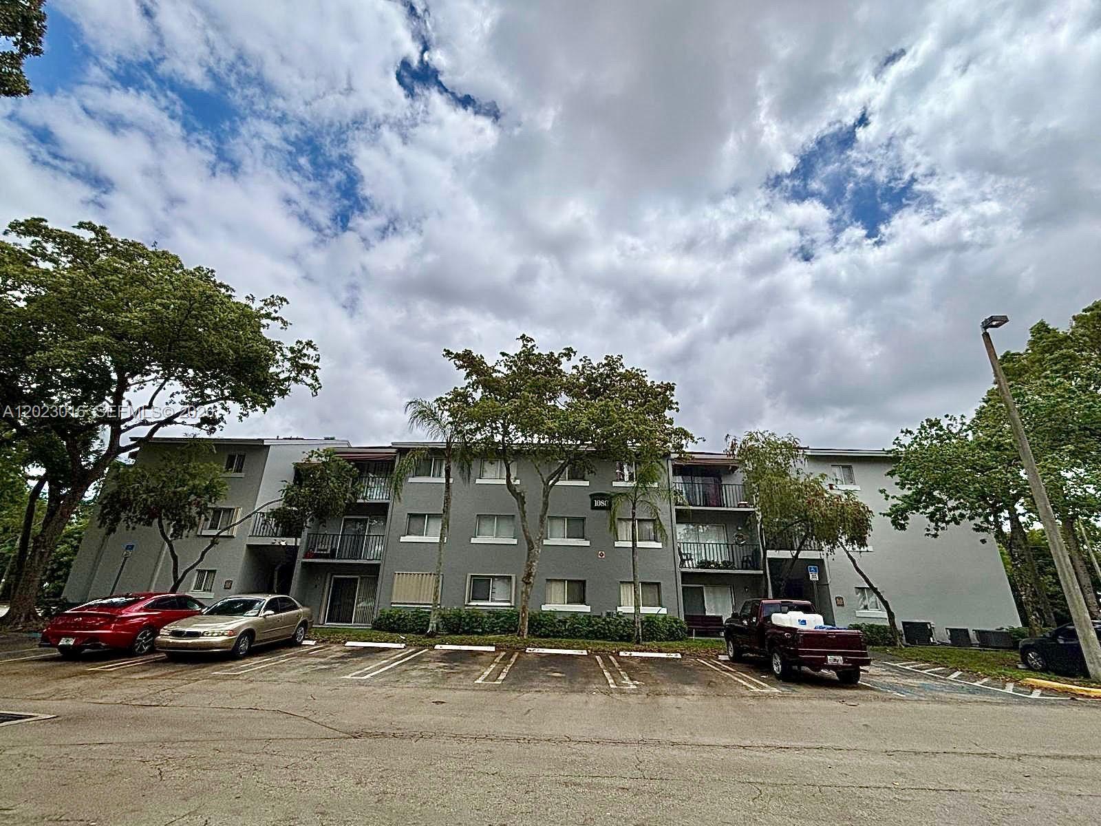 ST ANDREWS PALM BEACH CON - Residential