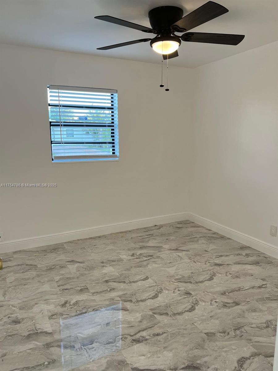 PLAYLAND ISLES - Residential