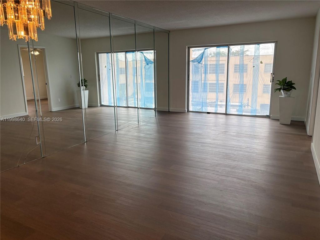 Photo of 200 Ashbury Rd #312, Hollywood, FL 33024 (MLS # A11998640)