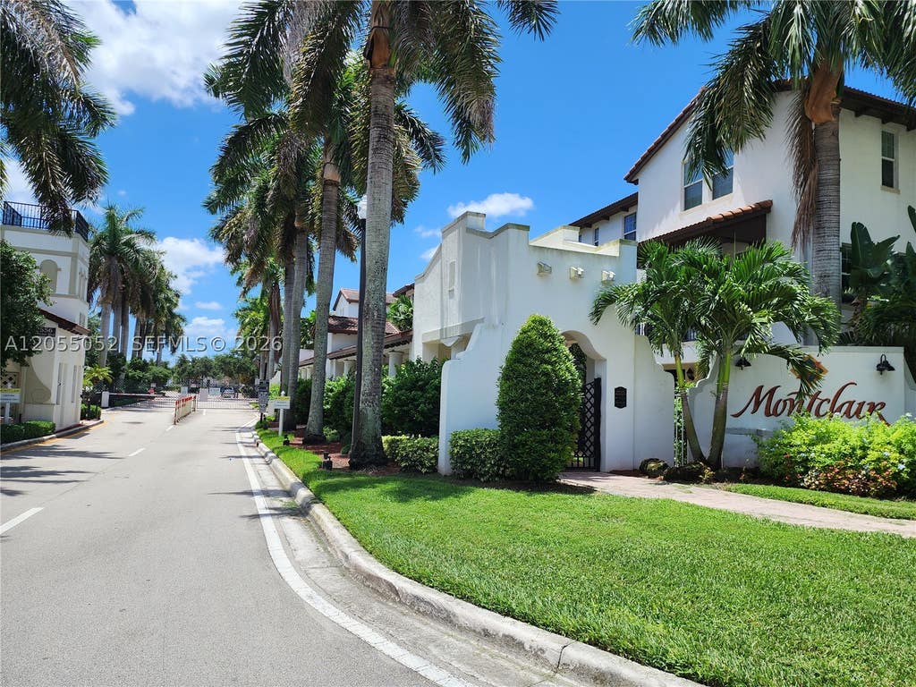 Photo of 2813 SW 119th Way, Miramar, FL 33025 (MLS # A12055052)