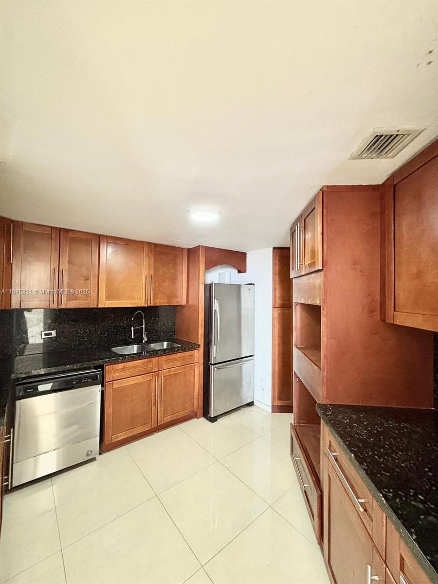 801 Brickell Bay Dr 1067