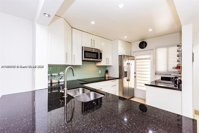 RIVIERA APTS A INC OF HAL - Residential