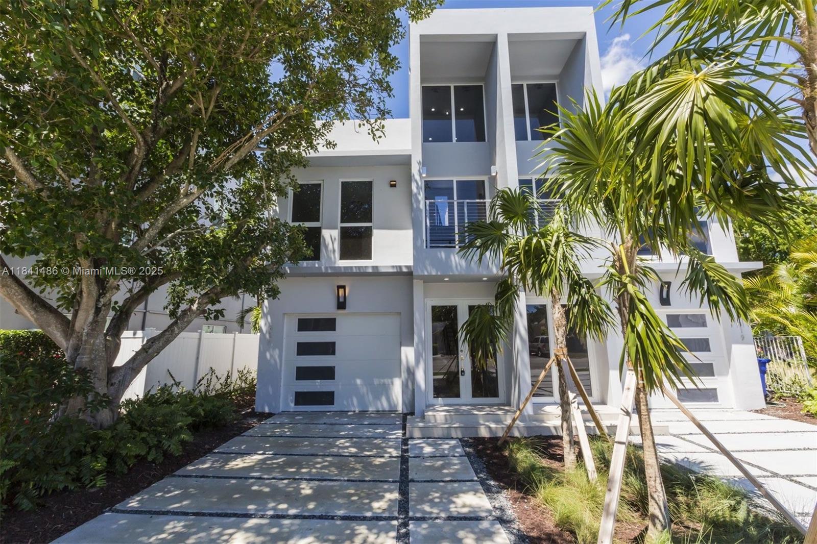 Sophisticated townhouse, two-story, 3-bedroom + open-plan living, 4-bathroom residence offers an open-concept layout with 12-foot ceilings, custom-built cabinetry, and a kitchen with beautiful quartz countertops. Lots of light and fun spaces for entertaining. Spacious layouts. It features 2,957 square feet of covered and inviting spaces. A pleasant 1,133 square foot open terrace is perfect for a cozy barbecue. Available October 1, 2025. Exclusively located in the heart of Victoria Park, walking distance to vibrant restaurants, shops, and nightlife. Las Olas and the beach are just minutes away.