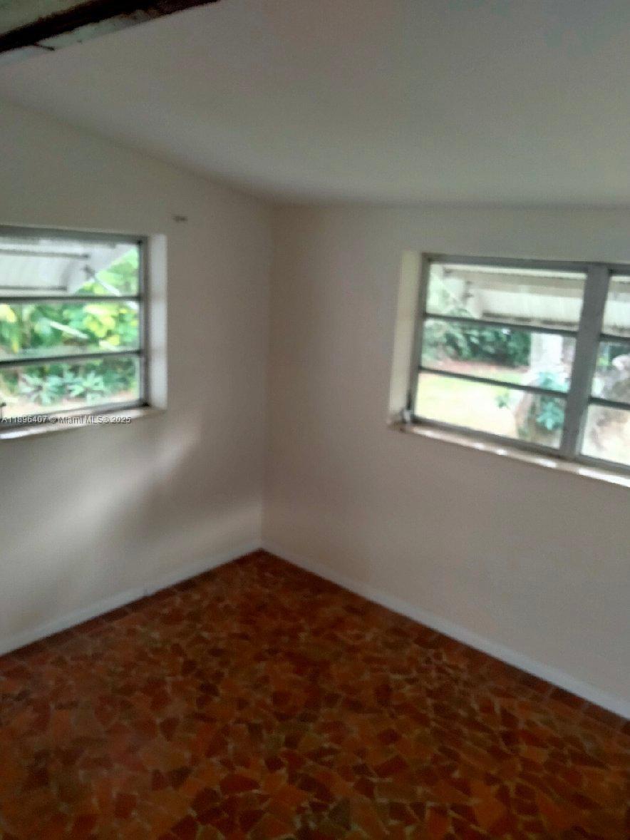 CORAL GATE SEC C - Residential Lease